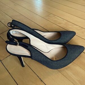 Charcoal slingbacks
